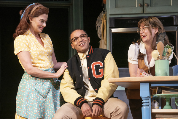 Photos: First Look at Debra Messing & More in BIRTHDAY CANDLES Image
